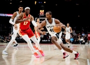 老鹰三巨头联手，塔图姆得分突破，球队未来可期冲击季后赛！